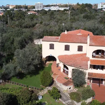 Apartment Gardona *